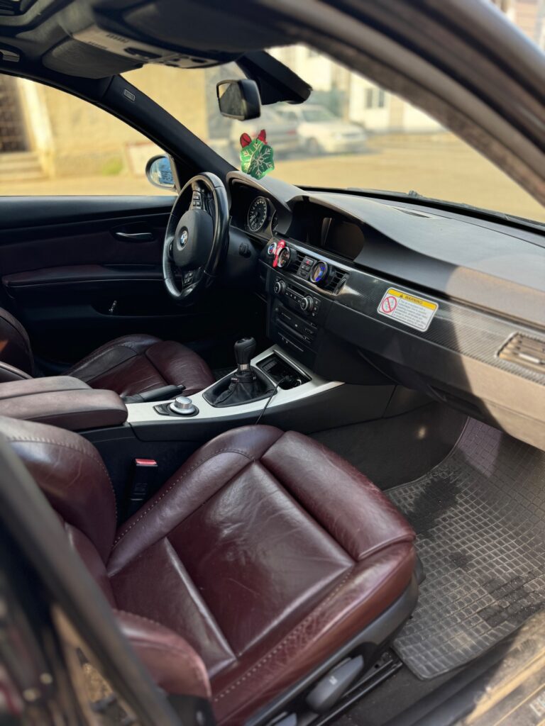 Vând BMW e90 320d stage 4