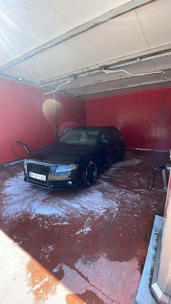Vând Audi A4 B8