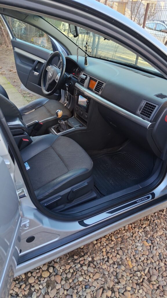 Opel Vectra GTS 1.8i Elegance