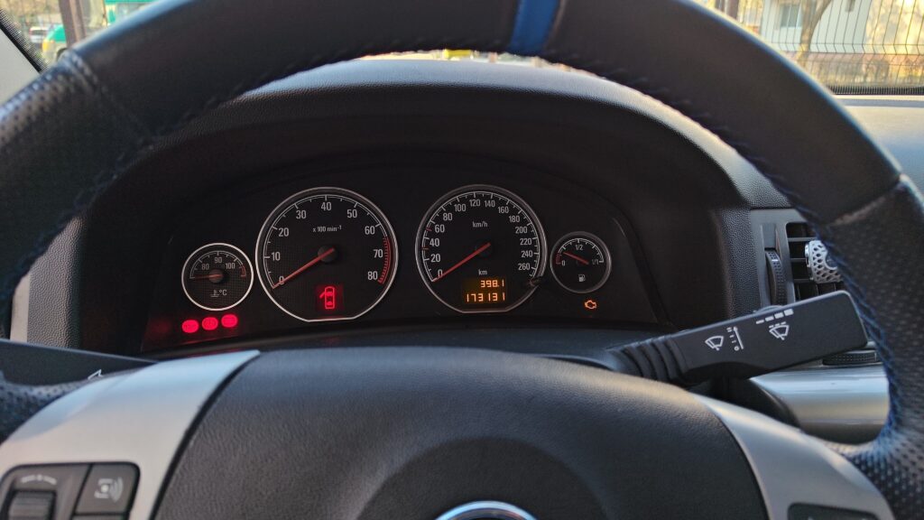 Opel Vectra GTS 1.8i Elegance