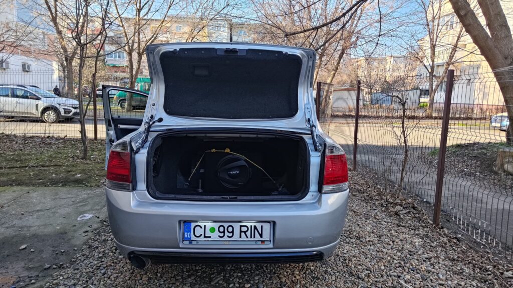 Opel Vectra GTS 1.8i Elegance