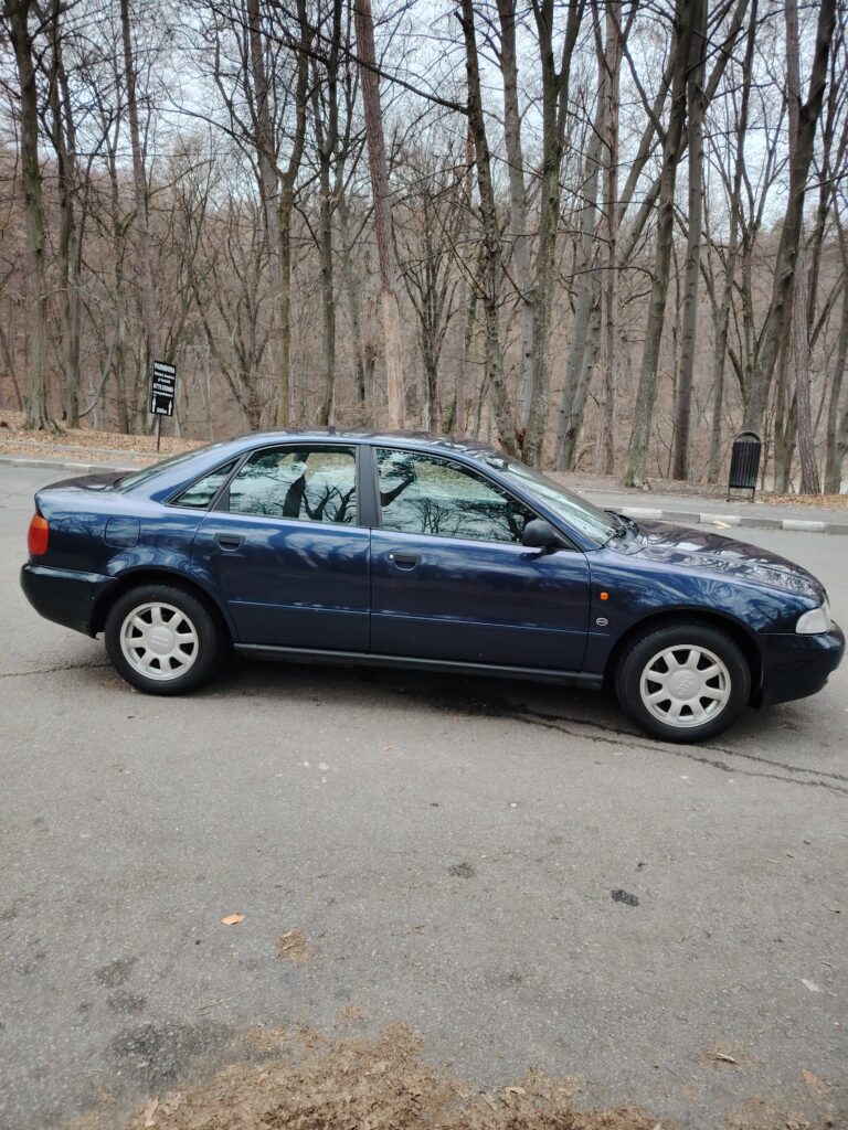 Audi A4 1.6 benzina