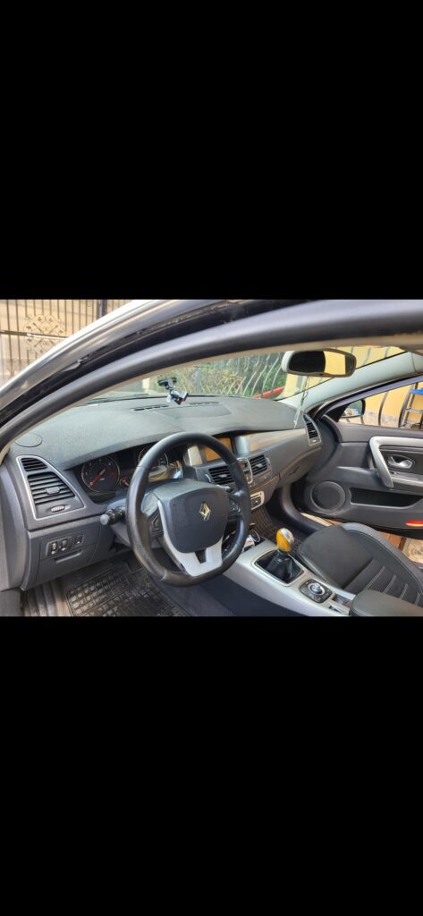 Renault laguna 1.5 dci 240k km