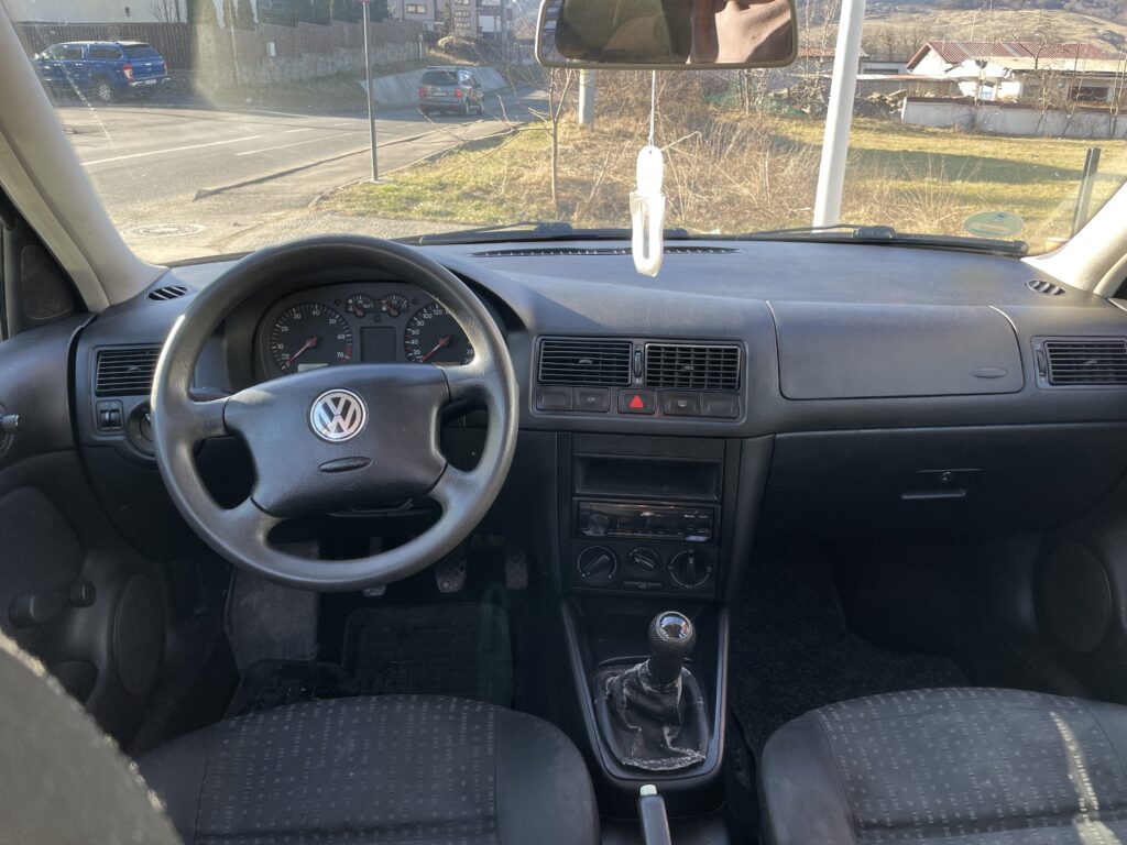VW Golf 4 1.6 16v