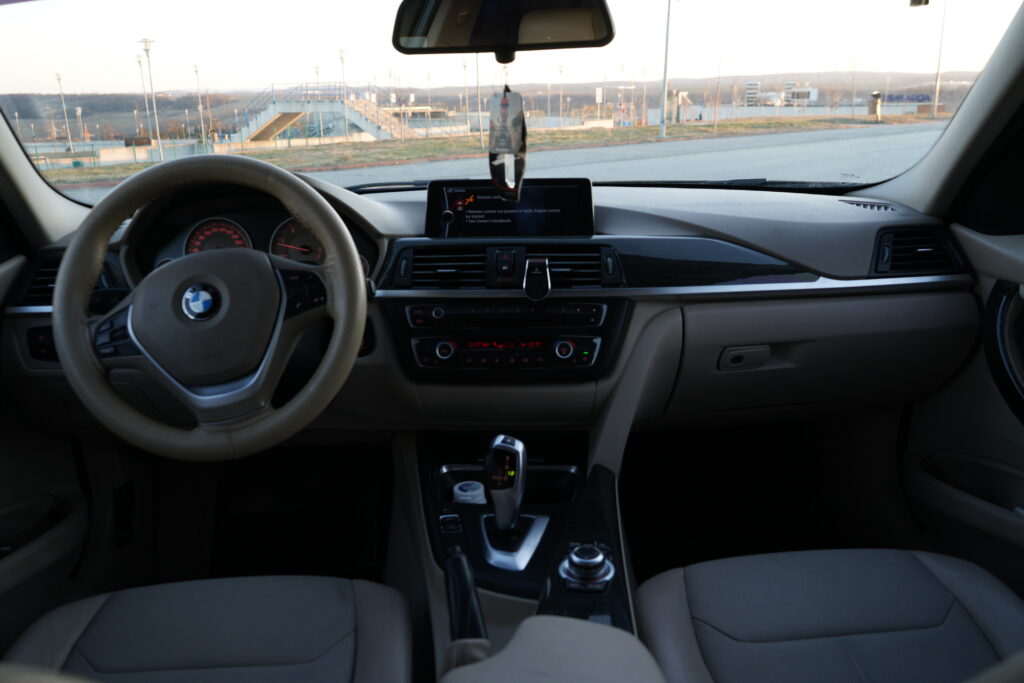 Vând BMW seria 3 f30