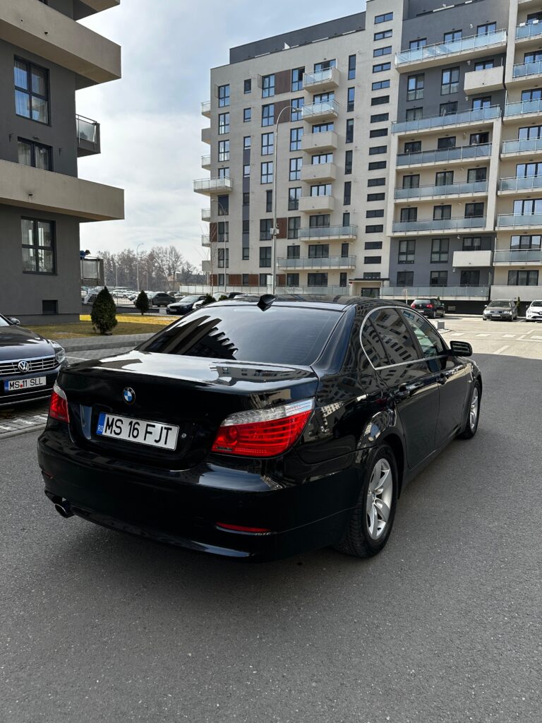BMW Seria 5 E60 520d Facelift