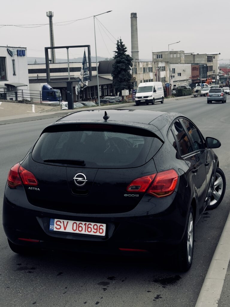 Opel Astra J 1.3 cdti Hatchback