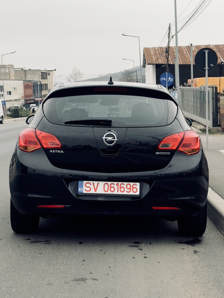 Opel Astra J 1.3 cdti Hatchback