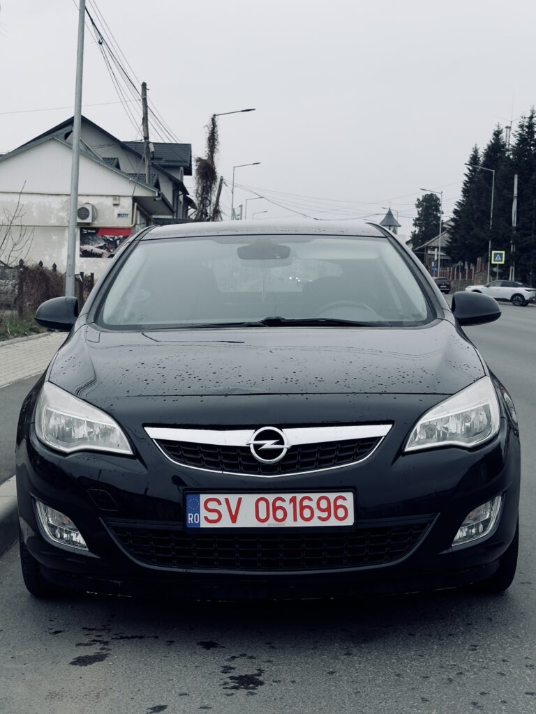 Opel Astra J 1.3 cdti Hatchback