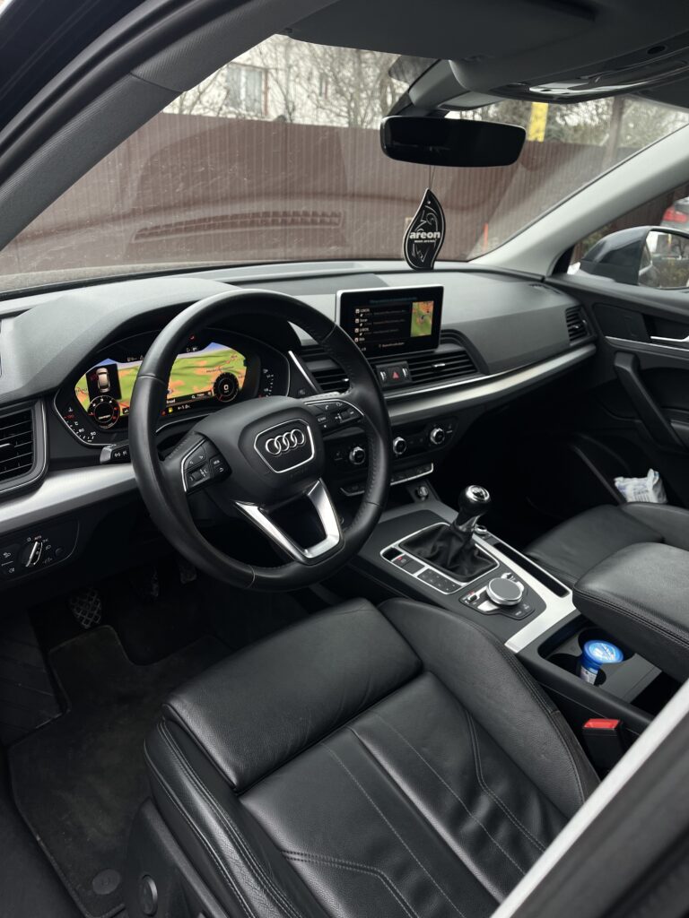 Vând Audi q5 2018