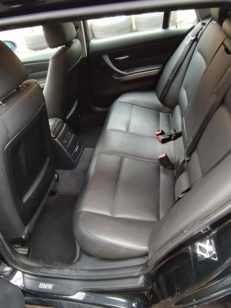 BMW 318 D, E91, din 2008