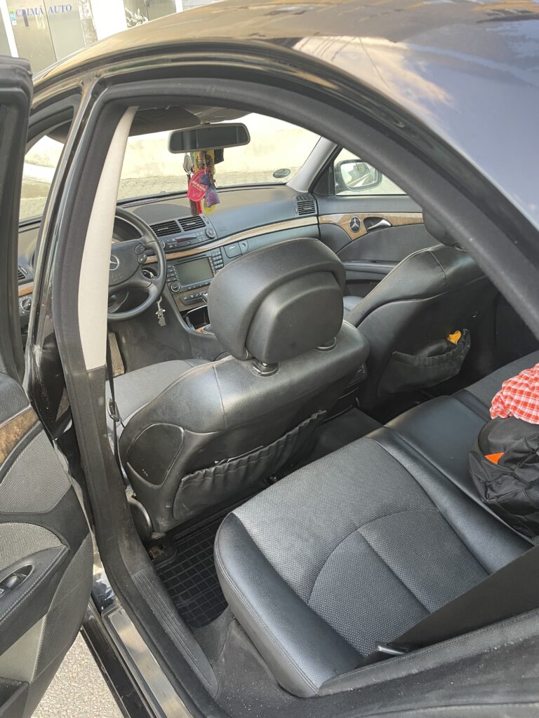 Vând sau schimb Mercedes benz w211! Schimb cu BMW e 60!