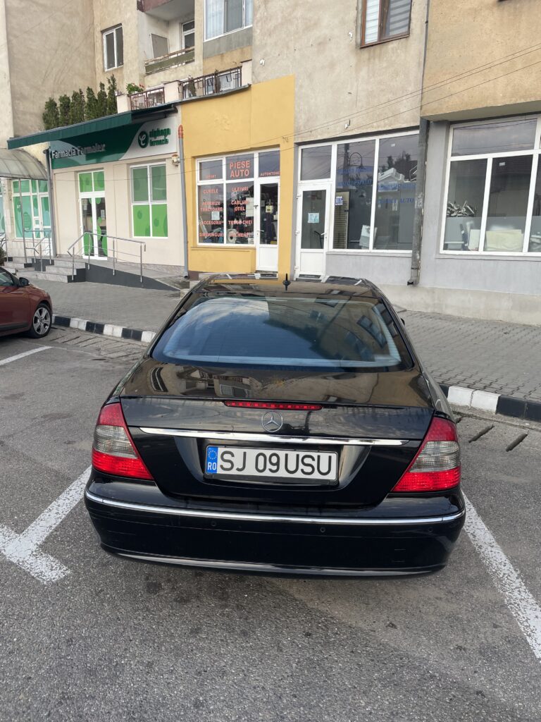Vând sau schimb Mercedes benz w211! Schimb cu BMW e 60!