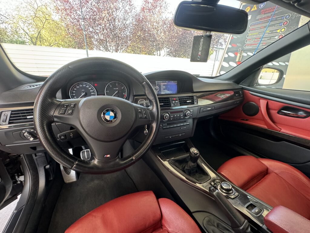 Vând BMW E93 320d LCI Edition M Packet