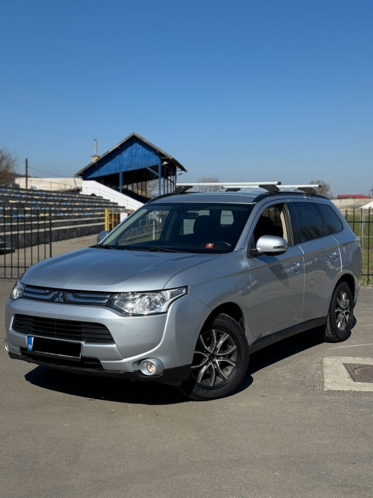 Mitsubishi Outlander 4x4 SUV
