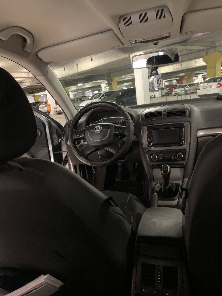 Se vinde Skoda Octavia 2 FL, 2012, 1.2 TSI (al 3 lea proprietar).