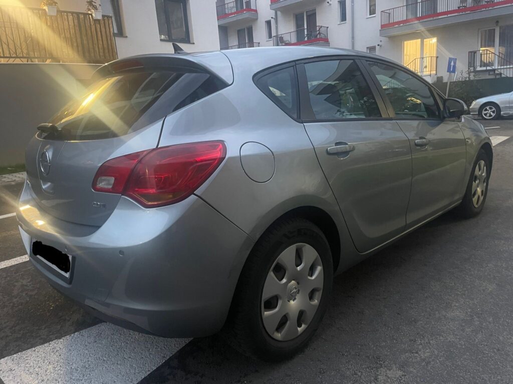 Vand Opel Astra J