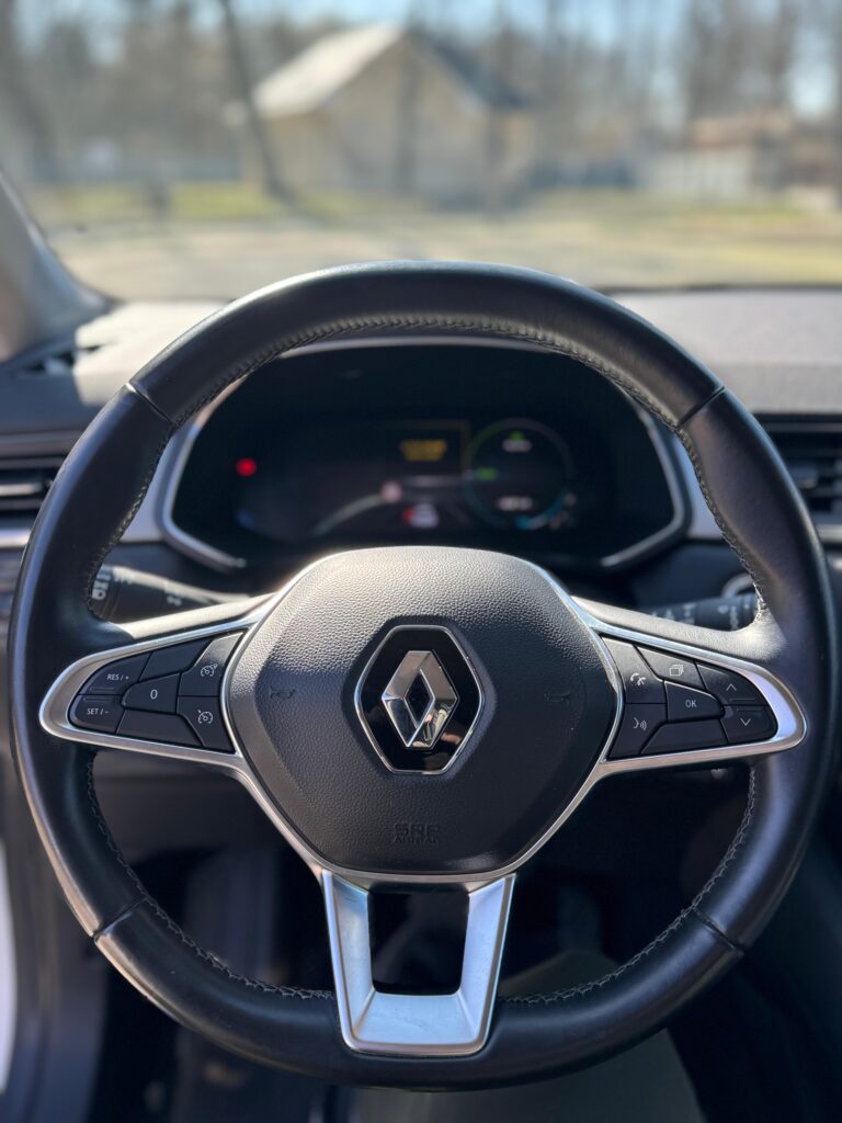 De vanzare Renault Captur 1.6 E-Tech Hybrid  2021.,