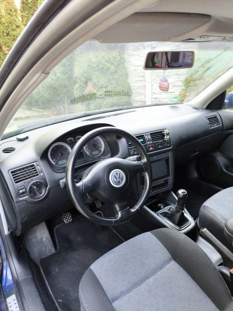 Vând Volskwagen Bora Ediția Pacific