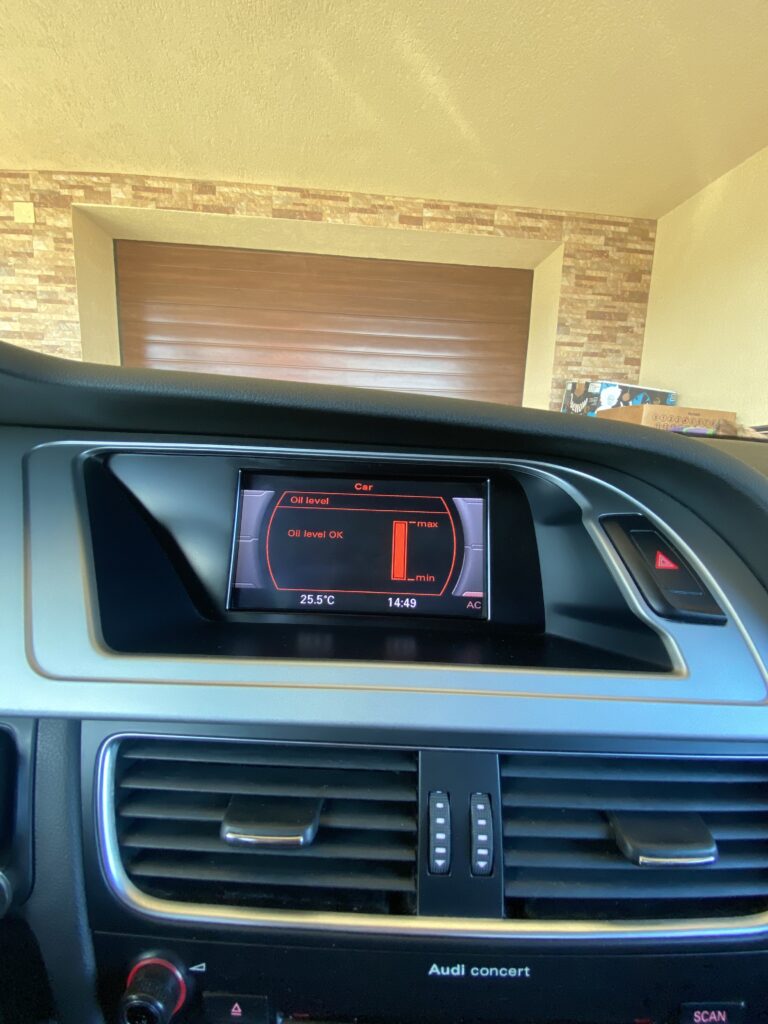 AUDI A4 B8 2.0 TDI, CAHA/170CP, DPF, BI-XENON, Suspensie SPORT