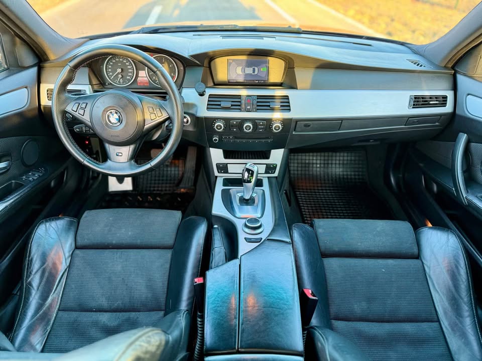 BMW e60 530xd lci m-packet de fabrica 2007