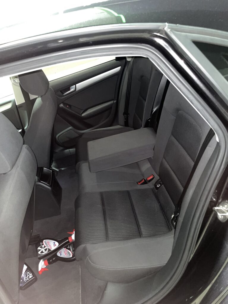 AUDI A4 B8 2.0 TDI, CAHA/170CP, DPF, BI-XENON, Suspensie SPORT