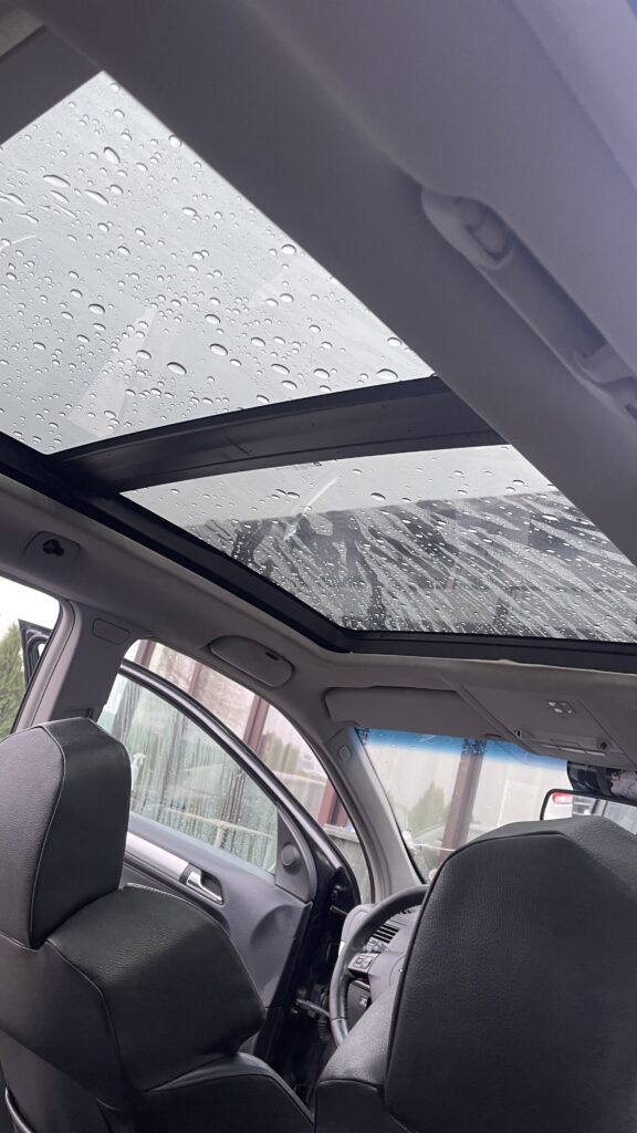 Vand Opel astra H usor avariat