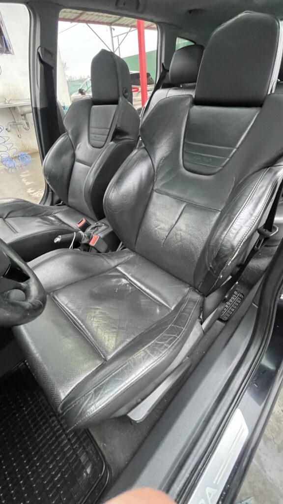 Vand Opel astra H usor avariat