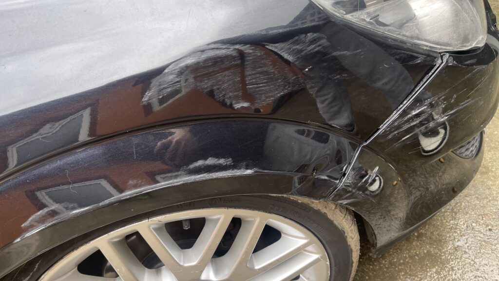 Vand Opel astra H usor avariat