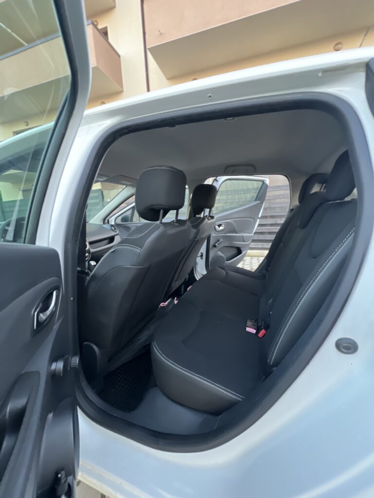 Se vinde Renault Clio 5, motor 1.5 dci, 90 CP, preț NEGOCIABIL