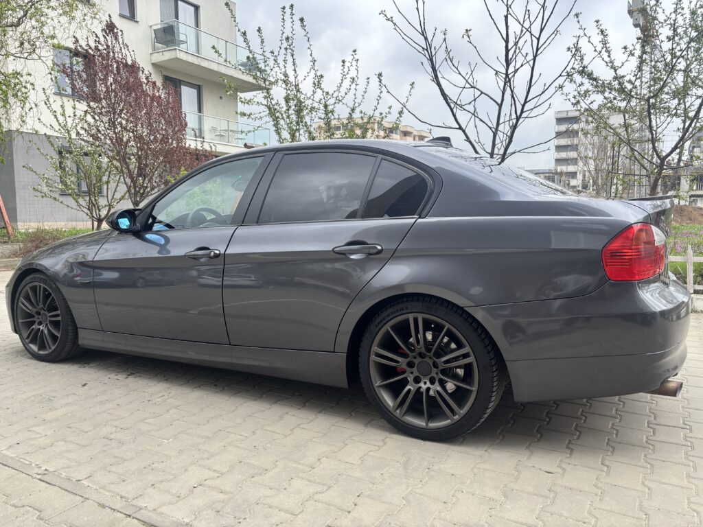 BMW e90 nfl 2006