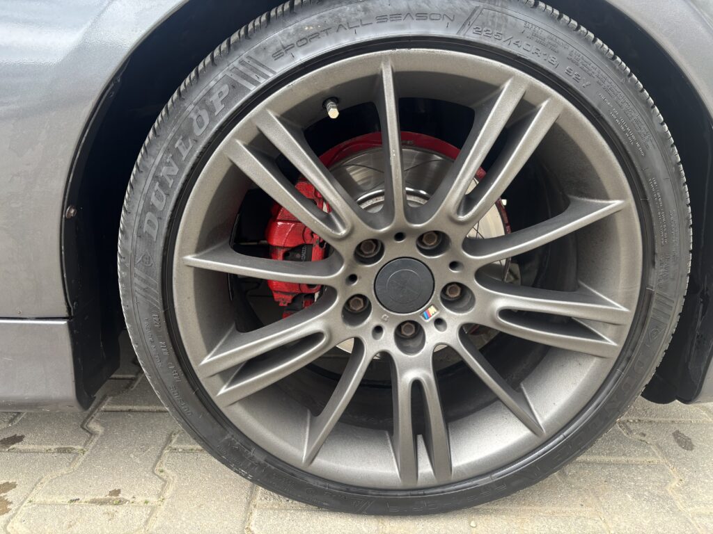 BMW e90 nfl 2006