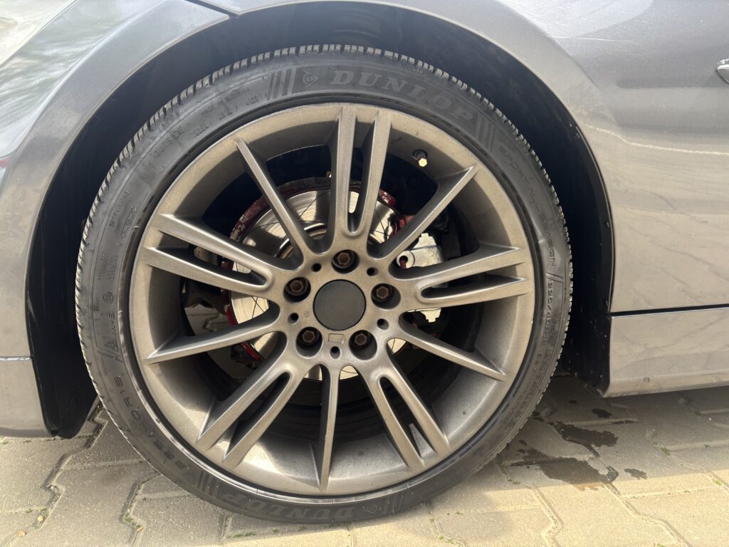 BMW e90 nfl 2006