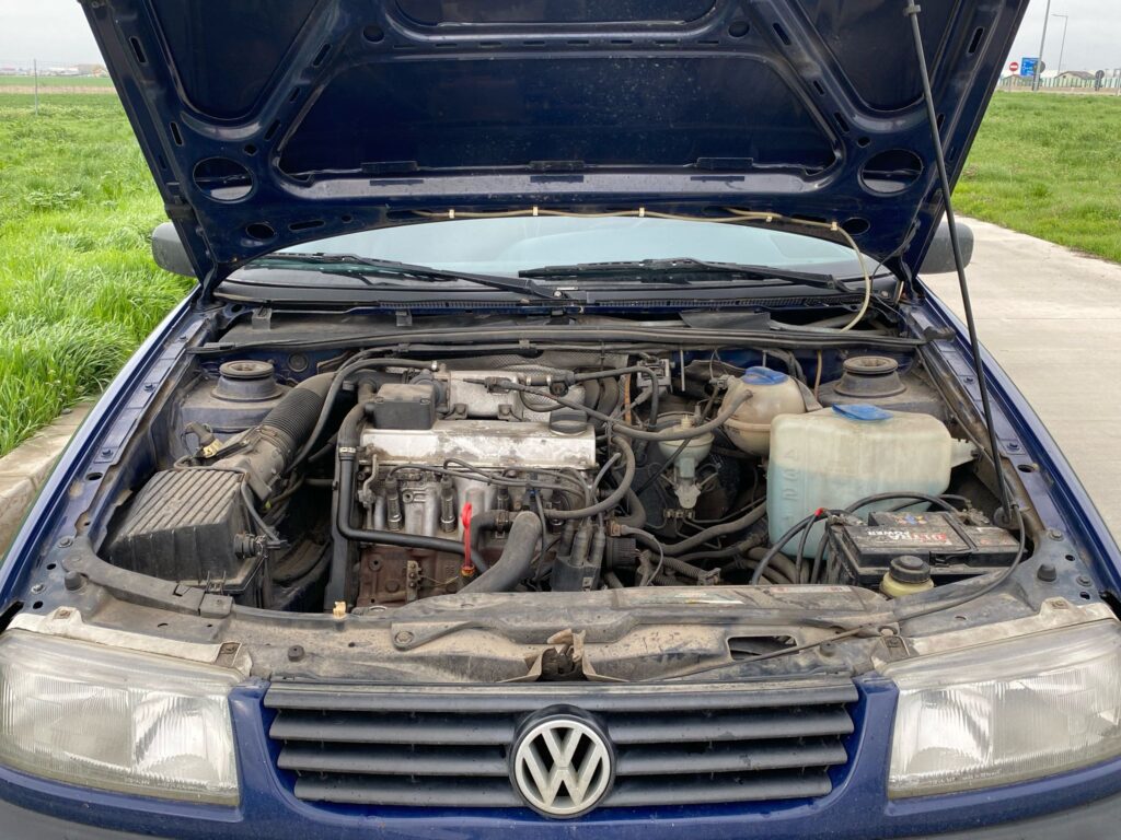 Volkswagen Passat B4 2.0 ADY – 1995