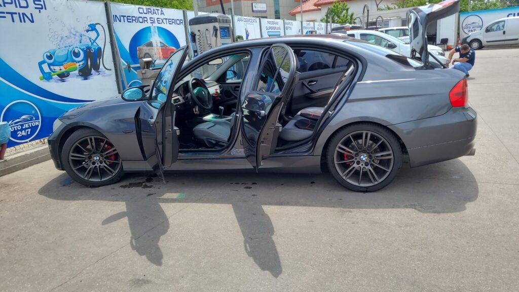 BMW e90 nfl 2006