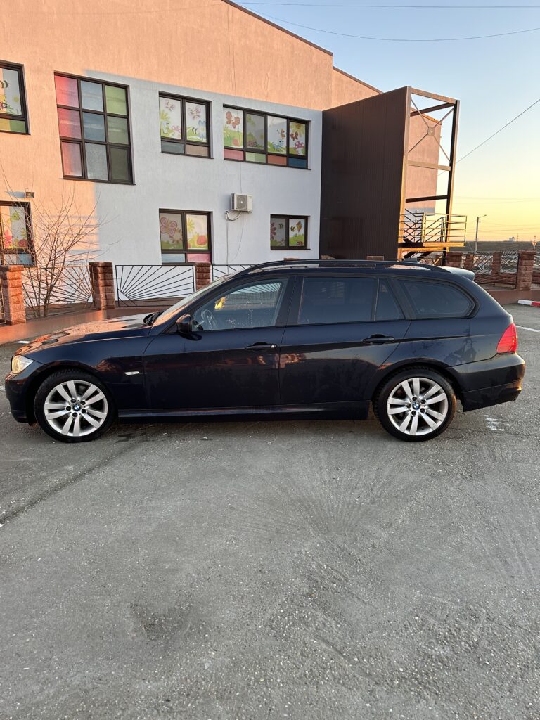 BMW E91 318D