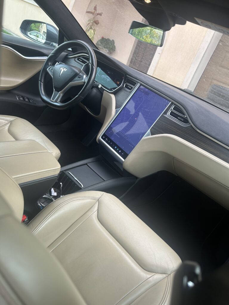 Tesla Model S P90D 2016 - Viteza viitorului te așteaptă! Doar 22.000 EURO