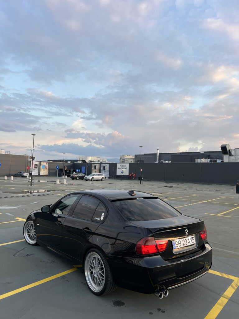 Vand bmw 320d facelift M pack