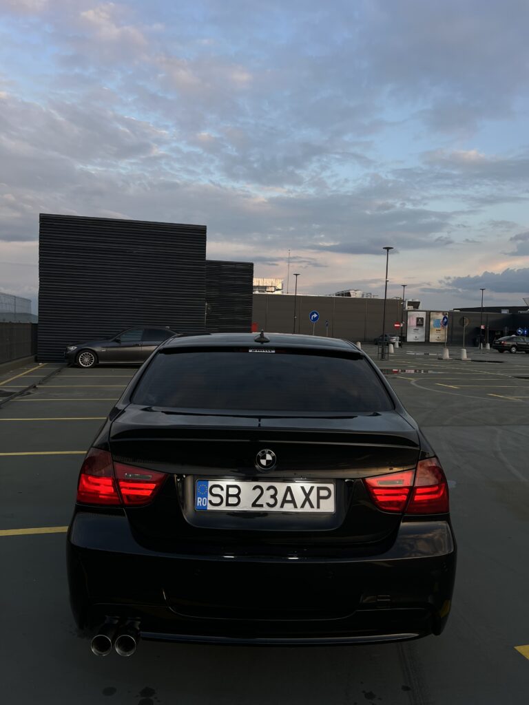 Vand bmw 320d facelift M pack
