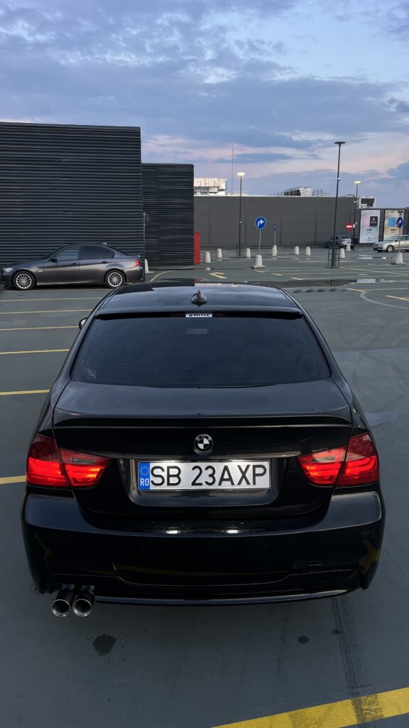 Vand bmw 320d facelift M pack