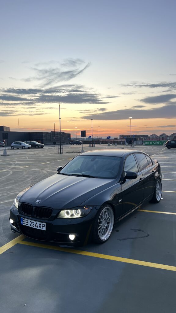 Vand bmw 320d facelift M pack