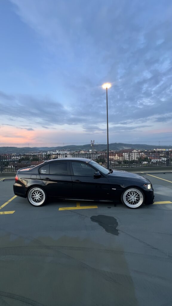 Vand bmw 320d facelift M pack