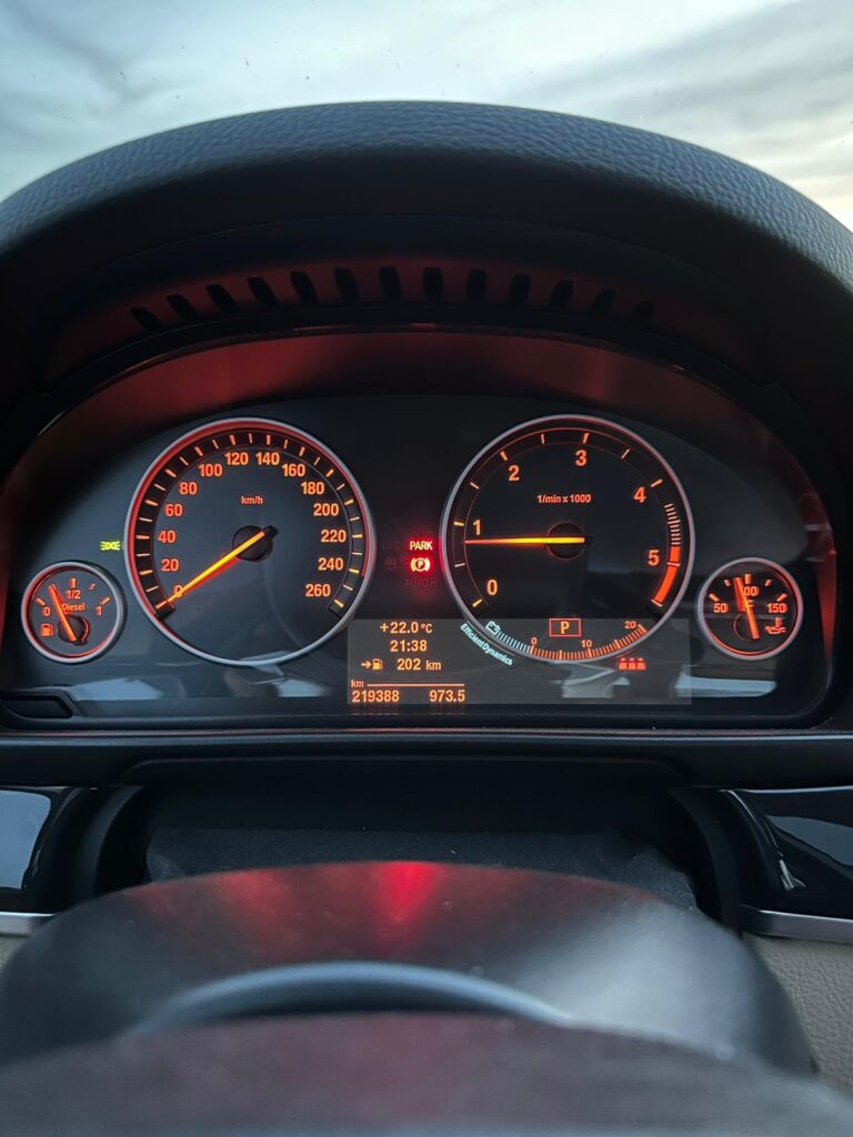 Vând BMW 520D F10