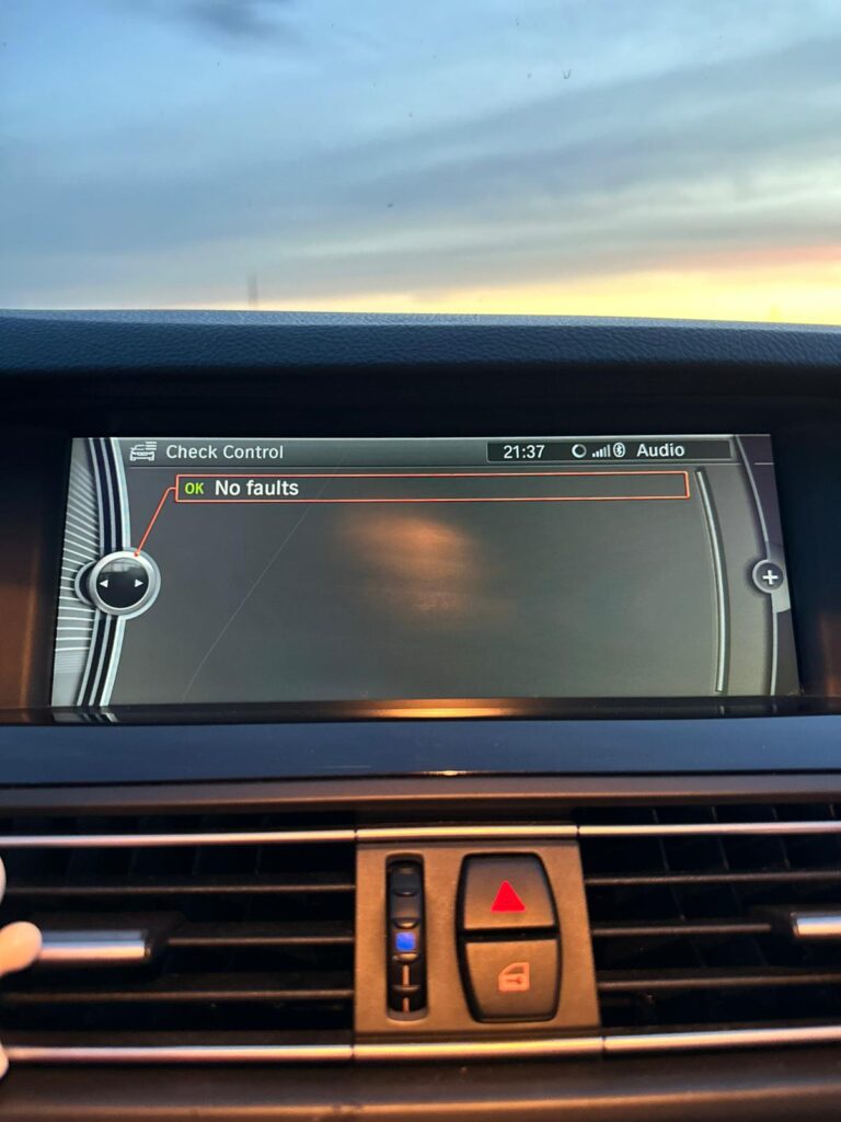 Vând BMW 520D F10