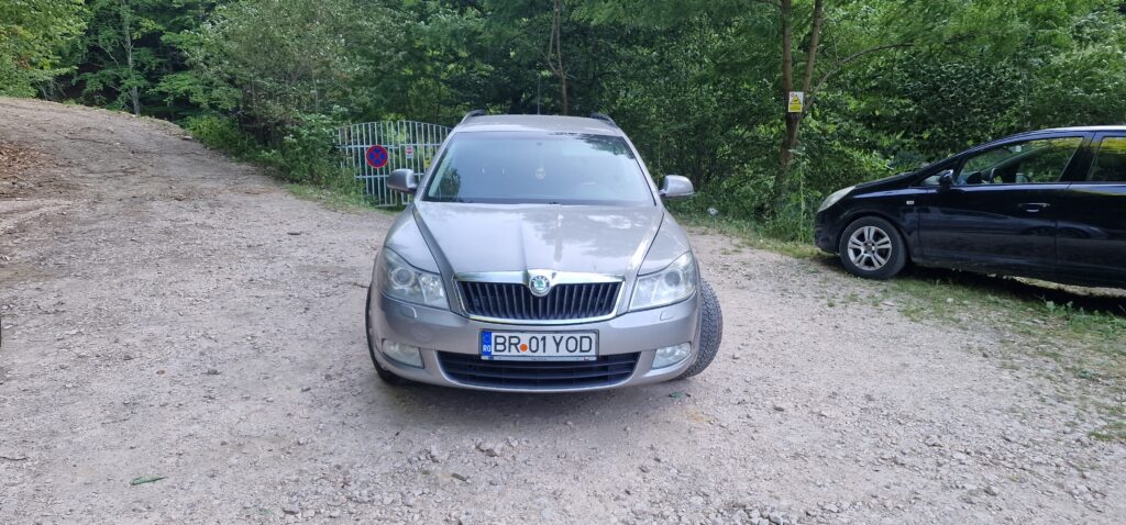 Vând Skoda octavia 2 facelift