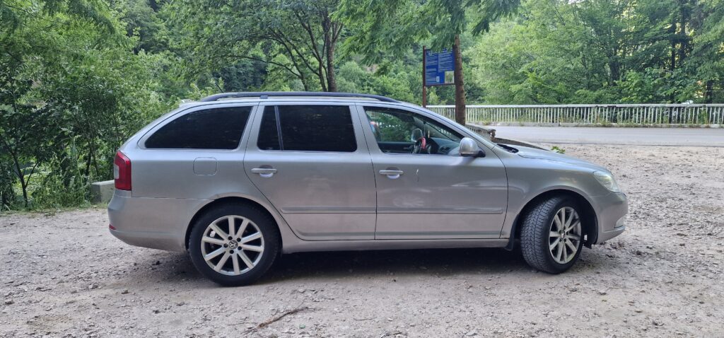 Vând Skoda octavia 2 facelift