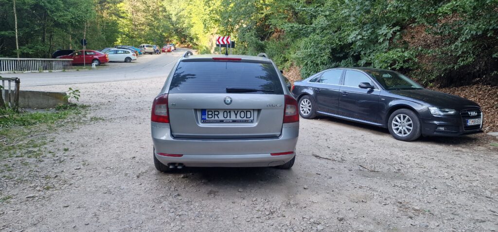 Vând Skoda octavia 2 facelift