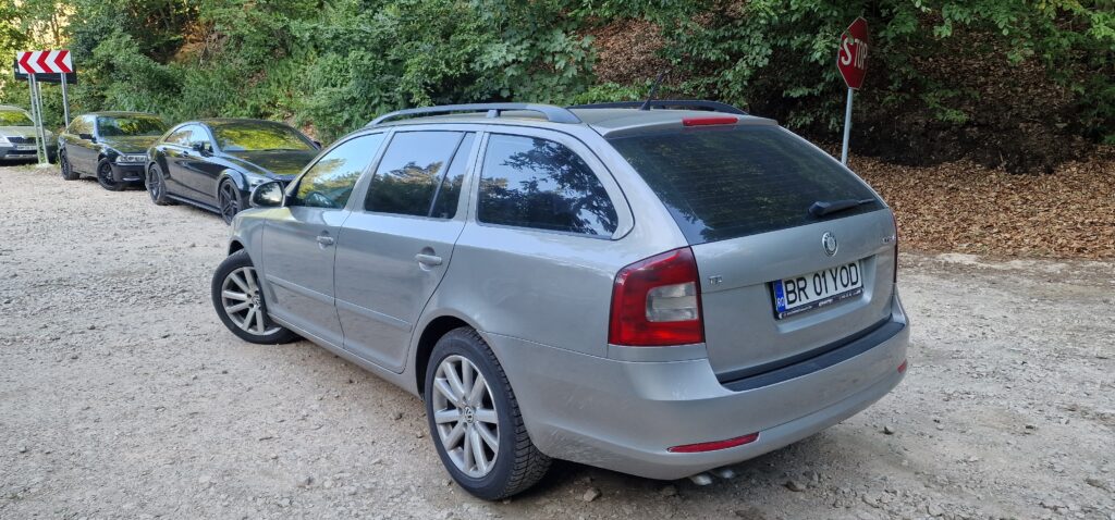 Vând Skoda octavia 2 facelift
