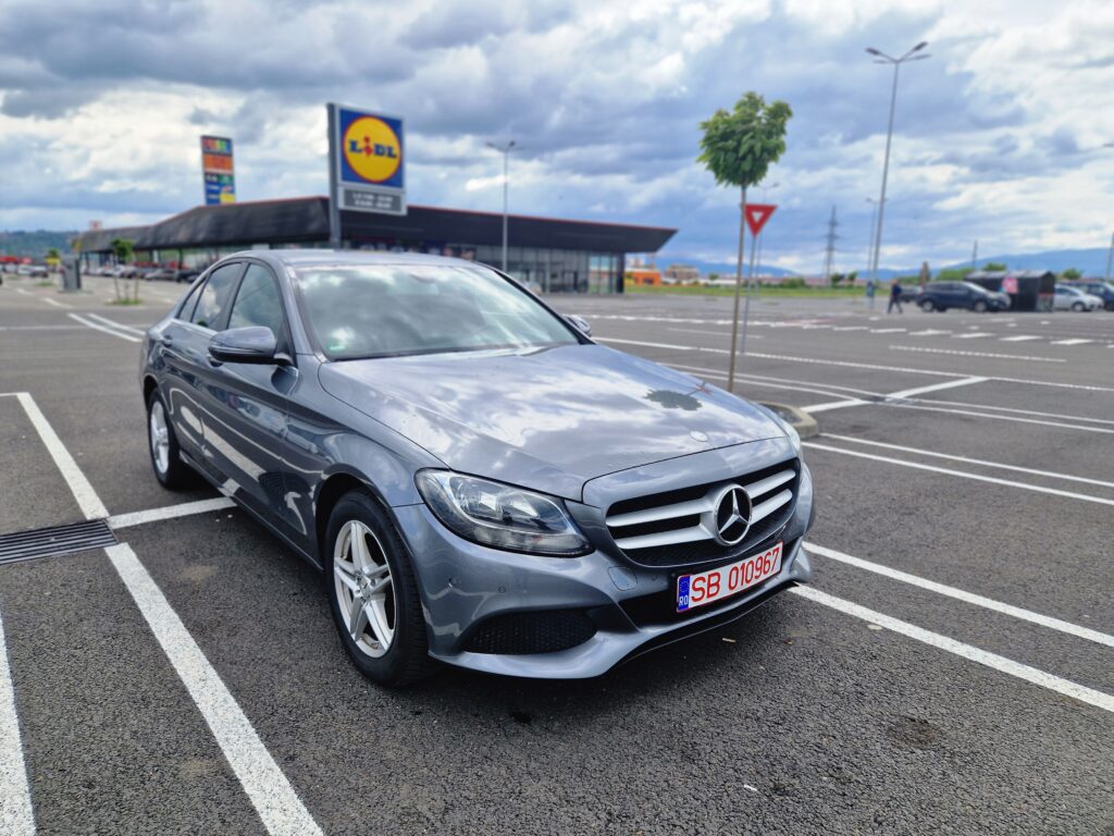 Mercedes-Benz C180
