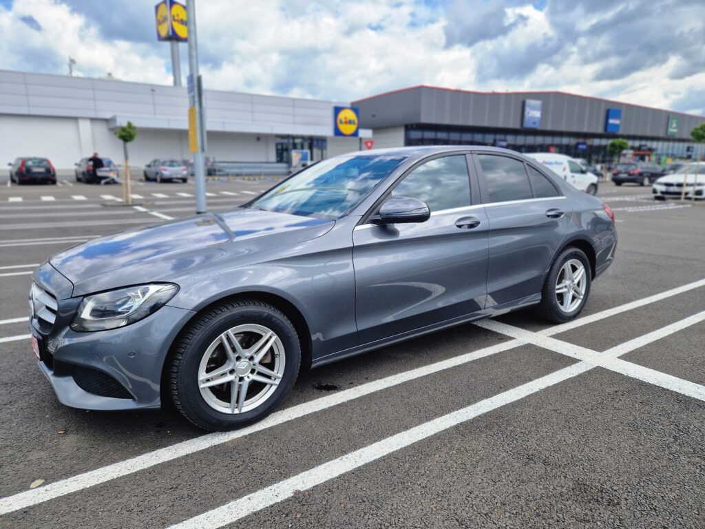 Mercedes-Benz C180